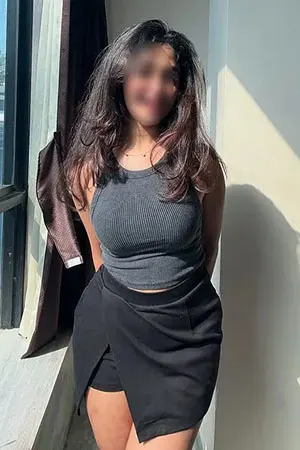 Elegant pune escorts girl in a stylish outfit.